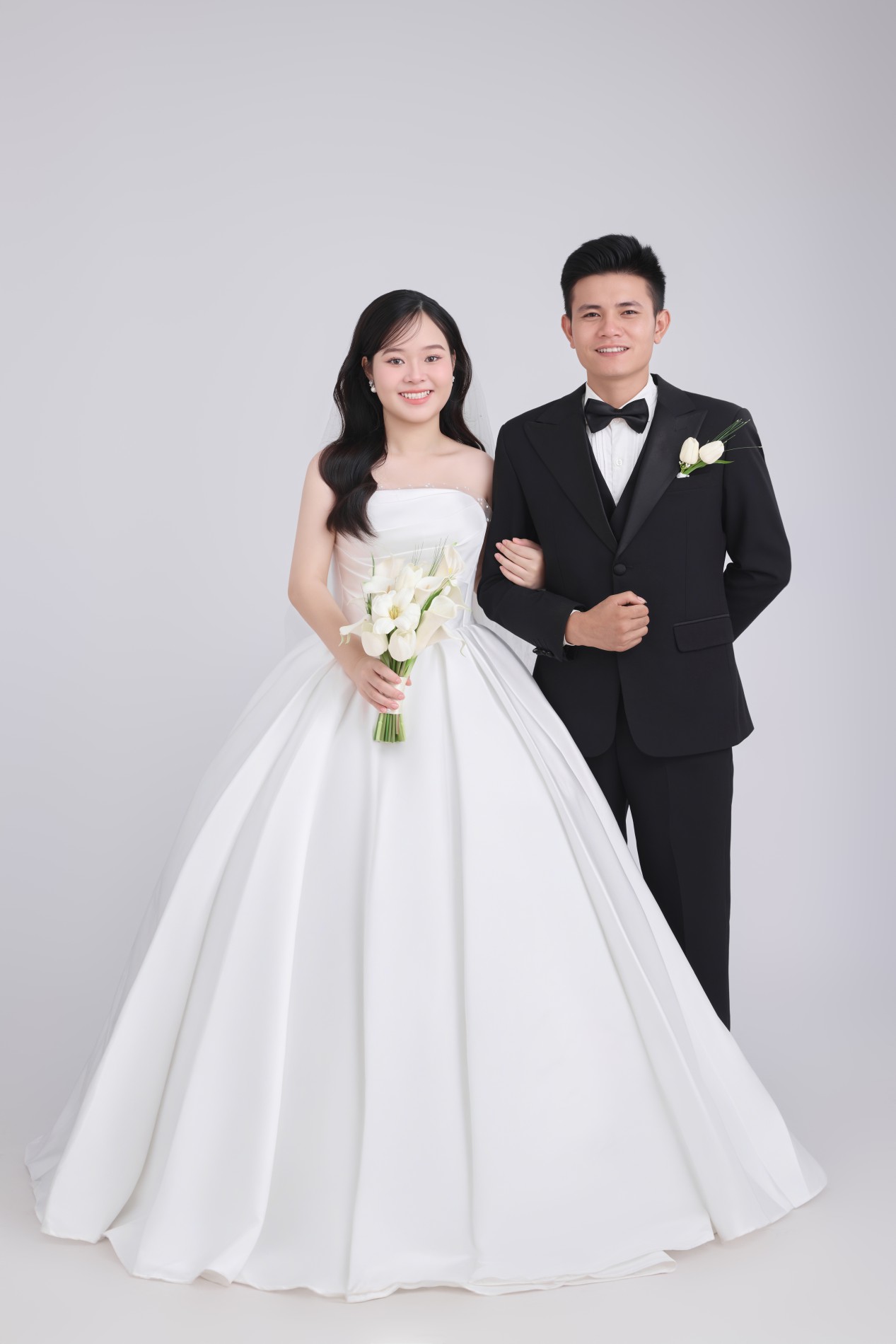 VĂN BẢO – BÍCH THỦY